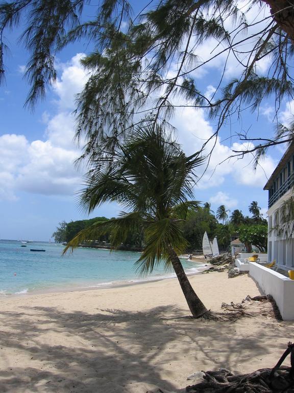 Starfish Discovery Bay Holetown Esterno foto